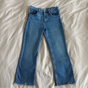 Zara Flared Cropped Jeans